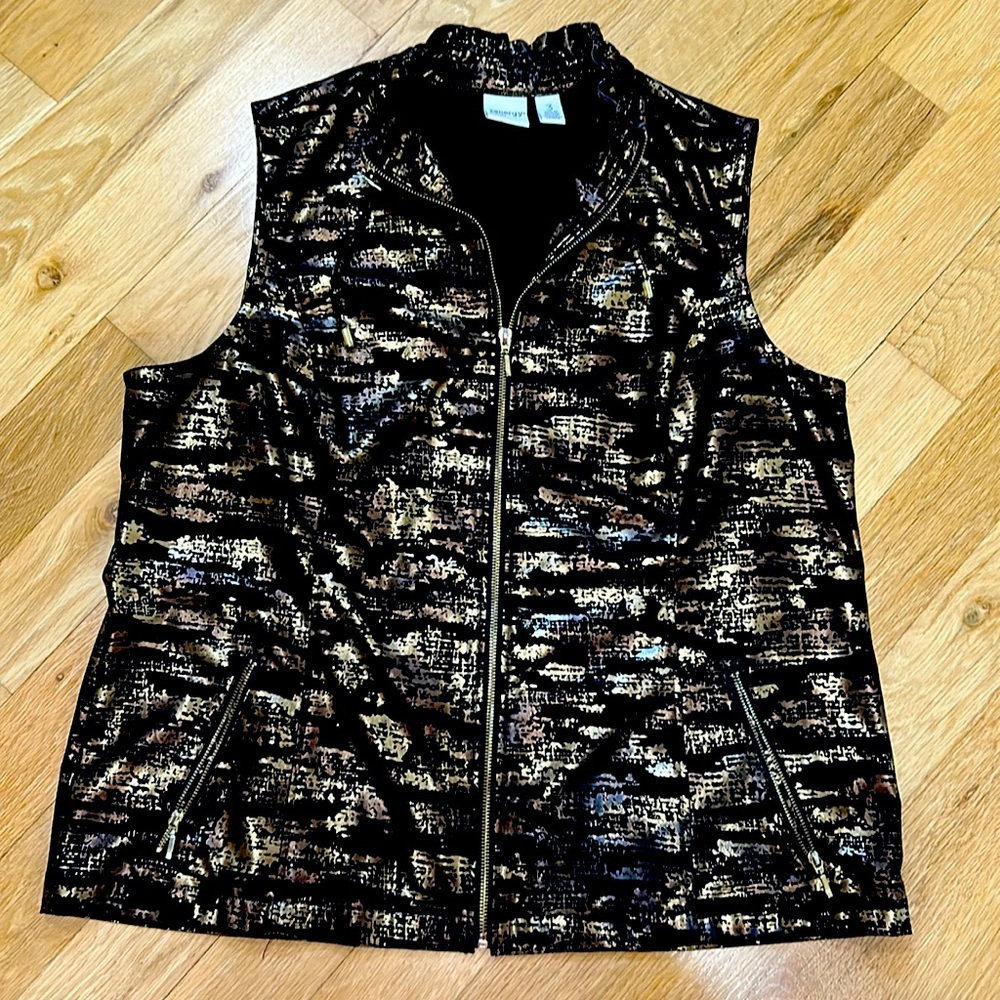 Chico’s vest , always lots of nice details! Collars can adjust to ruffle!